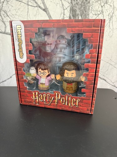 Little people collector - little,