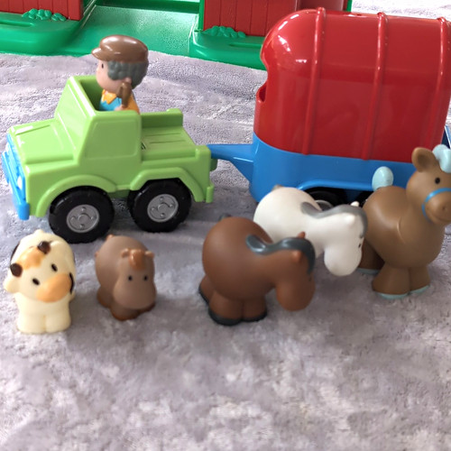 Fisher price little people toy - fisher,