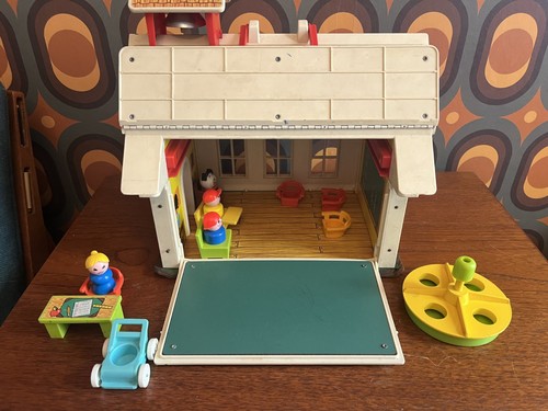1971 fisher price play family - play,